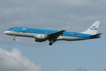 KLM Cityhopper, Embraer ERJ-190STD, PH-EZD, c/n 19000279, in ZRH