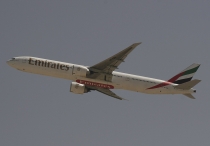 Emirates Airline, Boeing 777-31HER, A6-EBA, c/n 32706/506, in DXB