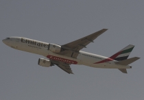 Emirates Airline, Boeing 777-21HER, A6-EMK, c/n 29324/171, in DXB