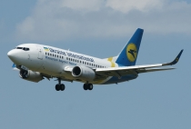 Ukraine Intl. Airlines, Boeing 737-5Y0(WL), UR-GAU, c/n 25182/2211, in ZRH