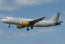 Vueling Airlines, Airbus A320-214, EC-JFG, c/n 2143, in BRU