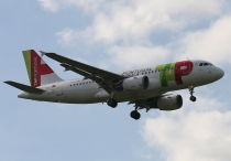 TAP Portugal, Airbus A319-111, CS-TTJ, c/n 979, in LHR