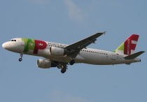 TAP Portugal, Airbus A320-214, CS-TNL, c/n 1231, in LHR