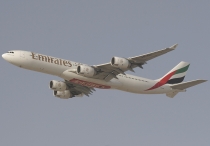 Emirates Airline, Airbus A340-541, A6-ERI, c/n 685, in DXB