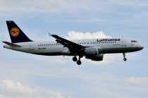 Lufthansa, Airbus A320-211, D-AIPZ, c/n 162, in HAM