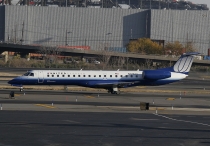 ExpressJet Airlines (United Express), Embraer ERJ-145LR, N12924, c/n 145311, in EWR