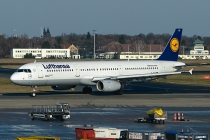 Lufthansa, Airbus A321-231, D-AISU, c/n 4016, in TXL