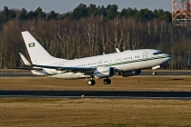 Luftwaffe - Saudi Arabien, Boeing 737-7DP(WL)  BBJ, HZ-101, c/n 32805/940, in TXL