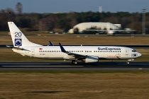 SunExpress, Boeing 737-86Q(WL), TC-SUO, c/n 30272/824, in TXL