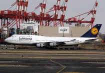 Lufthansa, Boeing 747-430, D-ABVD, c/n 23740/786, in EWR