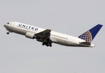United Airlines, Boeing 767-224ER, N76153, c/n 30432/819, in EWR