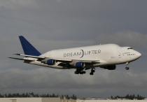 Atlas Air, Boeing 747-4J6LCF, N718BA, c/n 27042/932, in PAE