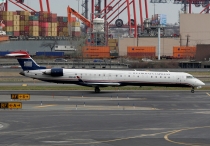 Mesa Airlines (US Airways Express), Canadair CRJ-900, N956LR, c/n 15056, in EWR