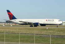 Delta Air Lines, Boeing 767-3P6ER, N156DL, c/n 25354/406, in STR