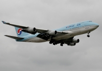 Korean Air, Boeing 747-4B5, HL7487, c/n 26393/958, in LHR