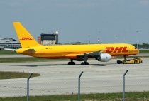 DHL Cargo (EAT - European Air Transport), Boeing 757-236SF, D-ALEC, c/n 22175/13, in LEJ