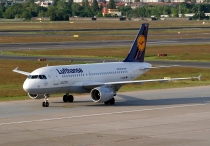 Lufthansa, Airbus A319-112, D-AIBG, c/n 4841, in TXL
