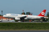 Turkish Airlines, Airbus A320-232, TC-JPG, c/n 3010, in TXL