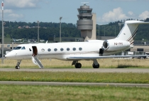 Petroff Air, Gulfstream G550, P4-TPS, c/n 5193, in ZRH