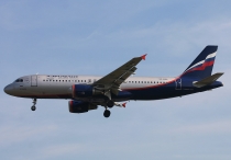 Aeroflot Russian Airlines, Airbus A320-214, VP-BZS, c/n 3644, in LHR