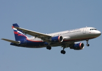 Aeroflot Russian Airlines, Airbus A320-214, VP-BKX, c/n 3410, in LHR