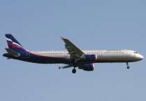 Aeroflot Russian Airlines, Airbus A321-211, VQ-BEI, c/n 4148, in LHR