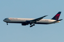 Delta Air Lines, Boeing 767-432ER, N832MH, c/n 29704/807, in FRA
