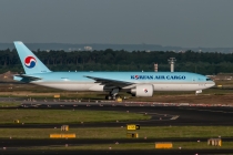Korean Air Cargo, Boeing 777-2B5LRF, HL8252, c/n 37638/1026, in FRA