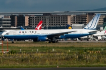 United Airlines, Boeing 777-222, N775UA, c/n 26947/22, in FRA