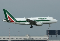Alitalia, Airbus A319-111, EI-IMR, c/n 4875, in MXP