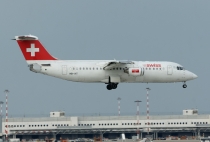 Swiss Intl. Air Lines, British Aerospace Avro RJ100, HB-IYT, c/n E3380, in MXP