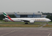 Emirates Airline, Boeing 777-31HER, A6-EBR, c/n 34483/578, in AMS