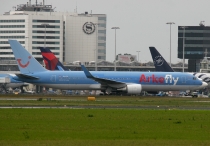 Arkefly TUI Airlines Nederland, Boeing 767-304ER(WL), PH-OYI, c/n 29138/783, in AMS