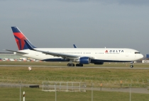 Delta Air Lines, Boeing 767-332ER(WL), N182DN, c/n 25987/461, in STR