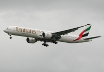Emirates Airline, Boeing 777-36NER, A6-ECP, c/n 37707/768, in SIN