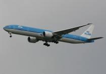 KLM - Royal Dutch Airlines, Boeing 777-306ER, PH-BVG, c/n 35947/1029, in SIN