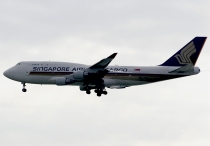 Singapore Airlines Cargo, Boeing 747-412SF, 9V-SCB, c/n 26554/1070, in SIN