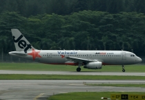 Jetstar Asia (Valuair), Airbus A320-232, 9V-JSB, c/n 2356, in SIN