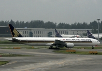 Singapore Airlines, Boeing 777-312, 9V-SYK, c/n 33375/505, in SIN