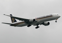 Singapore Airlines, Boeing 777-312, 9V-SYK, c/n 32317/420, in SIN
