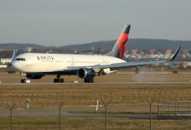 Delta Air Lines, Boeing 767-332ER(WL), N16065, c/n 30199/755, in STR