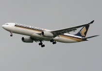 Singapore Airlines, Airbus A330-343X, 9V-STH, c/n 1015, in SIN