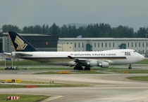 Singapore Airlines Cargo, Boeing 747-412F, 9V-SFF, c/n 28026/1105, in SIN
