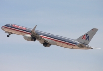 American Airlines, Boeing 757-223(WL), N183AN, c/n 29593/862, in LAS