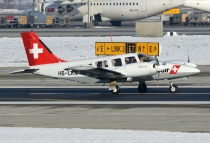 Swissair, Piper PA-34-200T Seneca II, HB-LKM, c/n 34-7970106, in ZRH