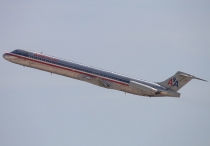 American Airlines, McDonnell Douglas MD-83, N9615W, c/n 53562/2192, in LAS