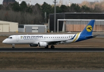 Ukraine Intl. Airlines, Embraer ERJ-190STD, UR-DSB, c/n 19000501, in TXL