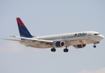 Delta Air Lines, Boeing 737-832, N3743H, c/n 30863/770, in LAS