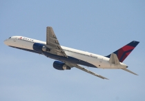 Delta Air Lines, Boeing 757-232, N696DL, c/n 29728/845,  in LAS