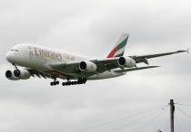Emirates Airline, Airbus A380-861, A6-EDV, c/n 101, in LHR